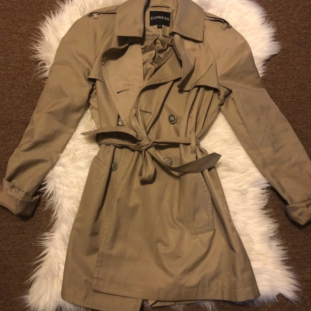 Trench coat